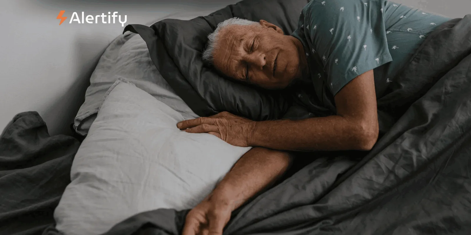 Hoe geluid slaap, gezondheid en levenskwaliteit in ouderenhuisvesting beïnvloedt