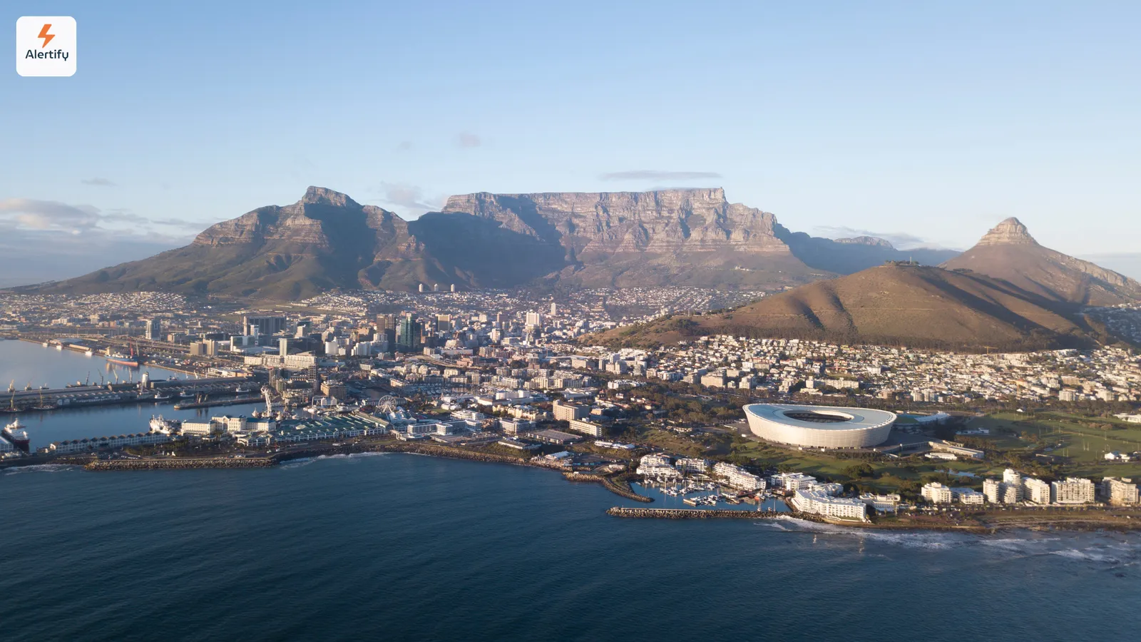 Zuid-Afrika's nieuwe STR-gedragscode — wat elke Airbnb-host moet weten in 2026, regelgeving kortetermijnverhuur Zuid-Afrika